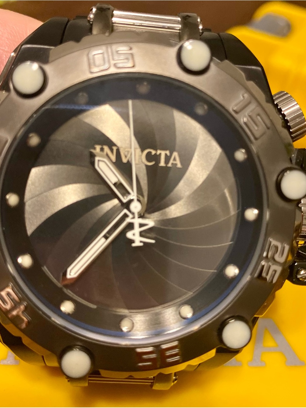 Invicta reserve flying fox automatic time piece - Picture 4 of 10